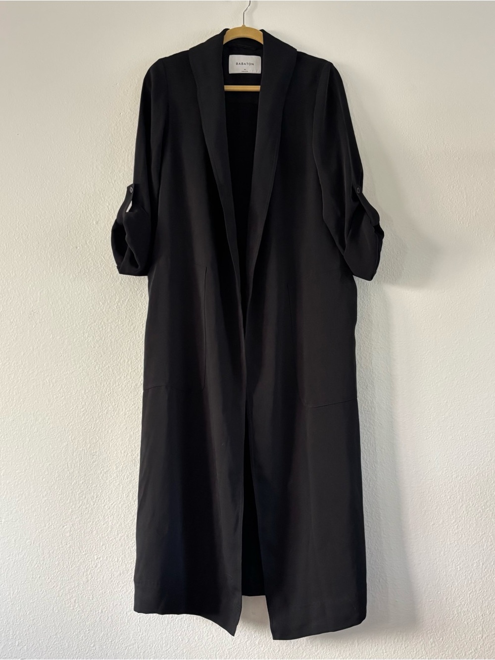 Aritzia Babaton Kahlo Long Robe Matte Satin Duster Jacket Black Medium - Picture 8 of 16